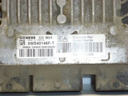 ECU Siemens SID 801A Citroën Peugeot 9647423380 5WS40146F-T