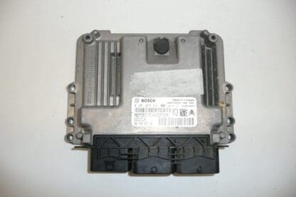 ECU Bosch EDC17C10 Citroën Peugeot 0281015847 1944J7 1944J8