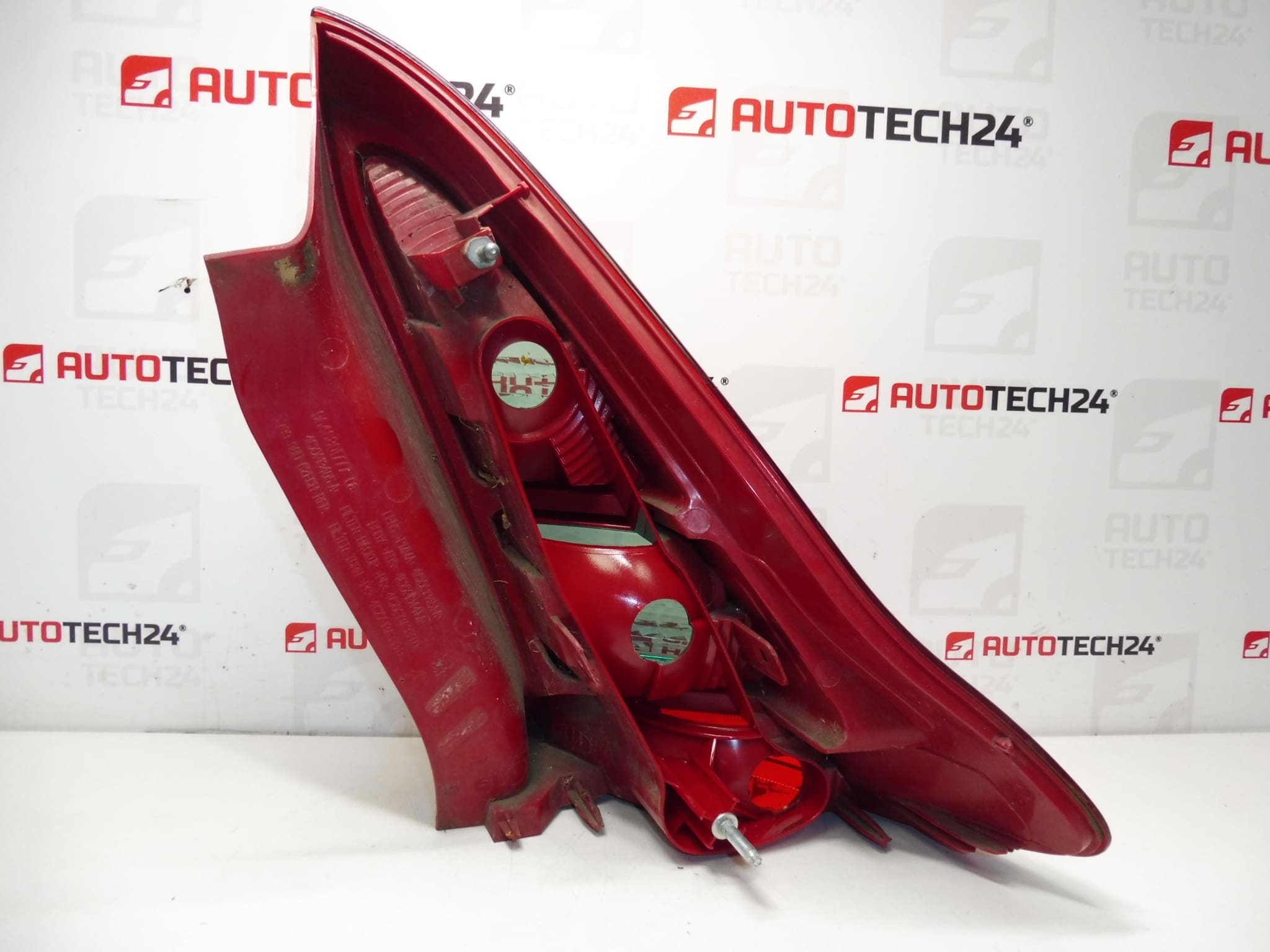 Vänster baklykta Citroën C4 3 dörrar utan sockel 9646801777 6350T6 - Bild 2