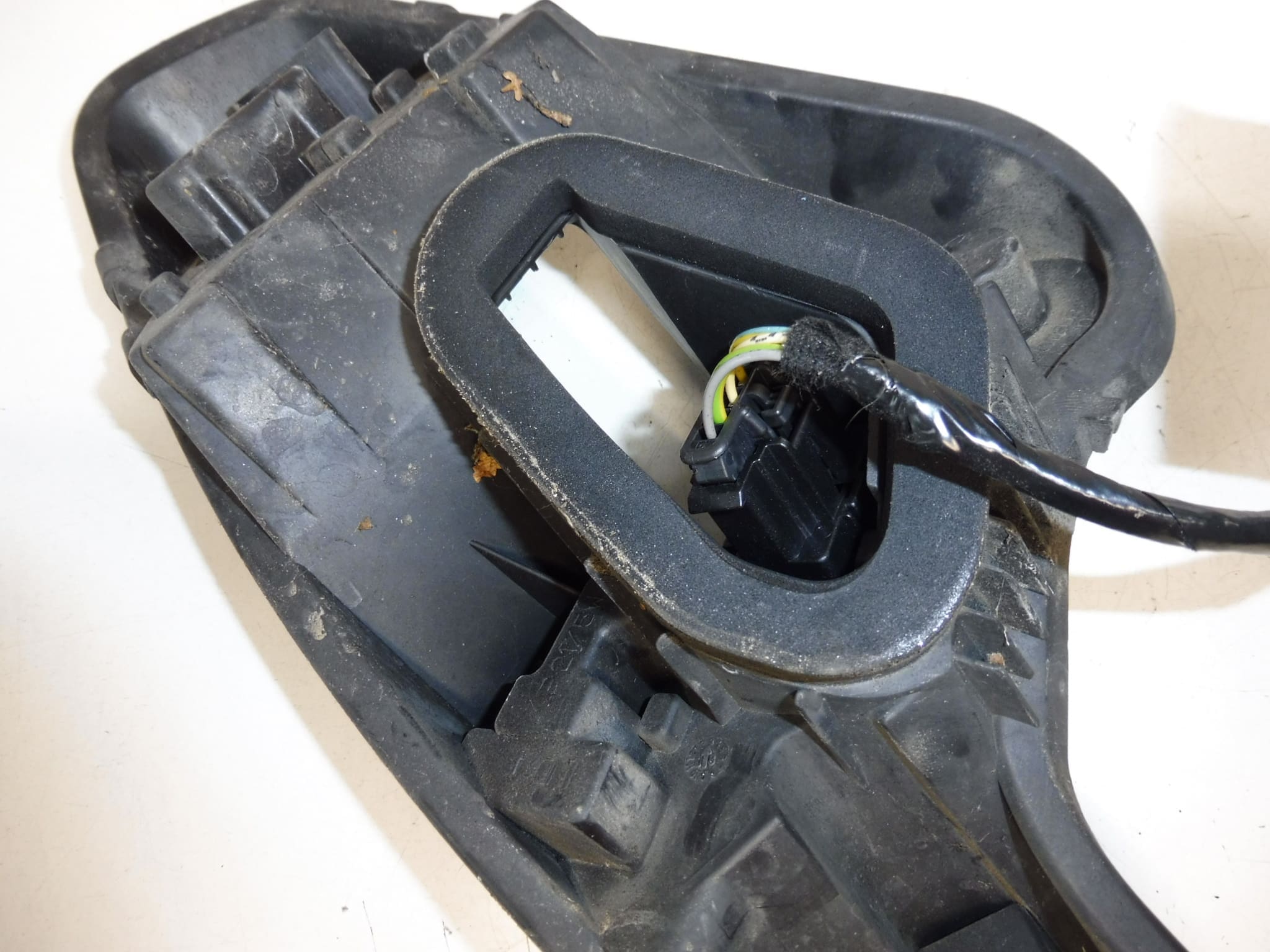 Lamphållare till vänster baklampa Peugeot 308 Hatchback 1606959280 - Bild 2