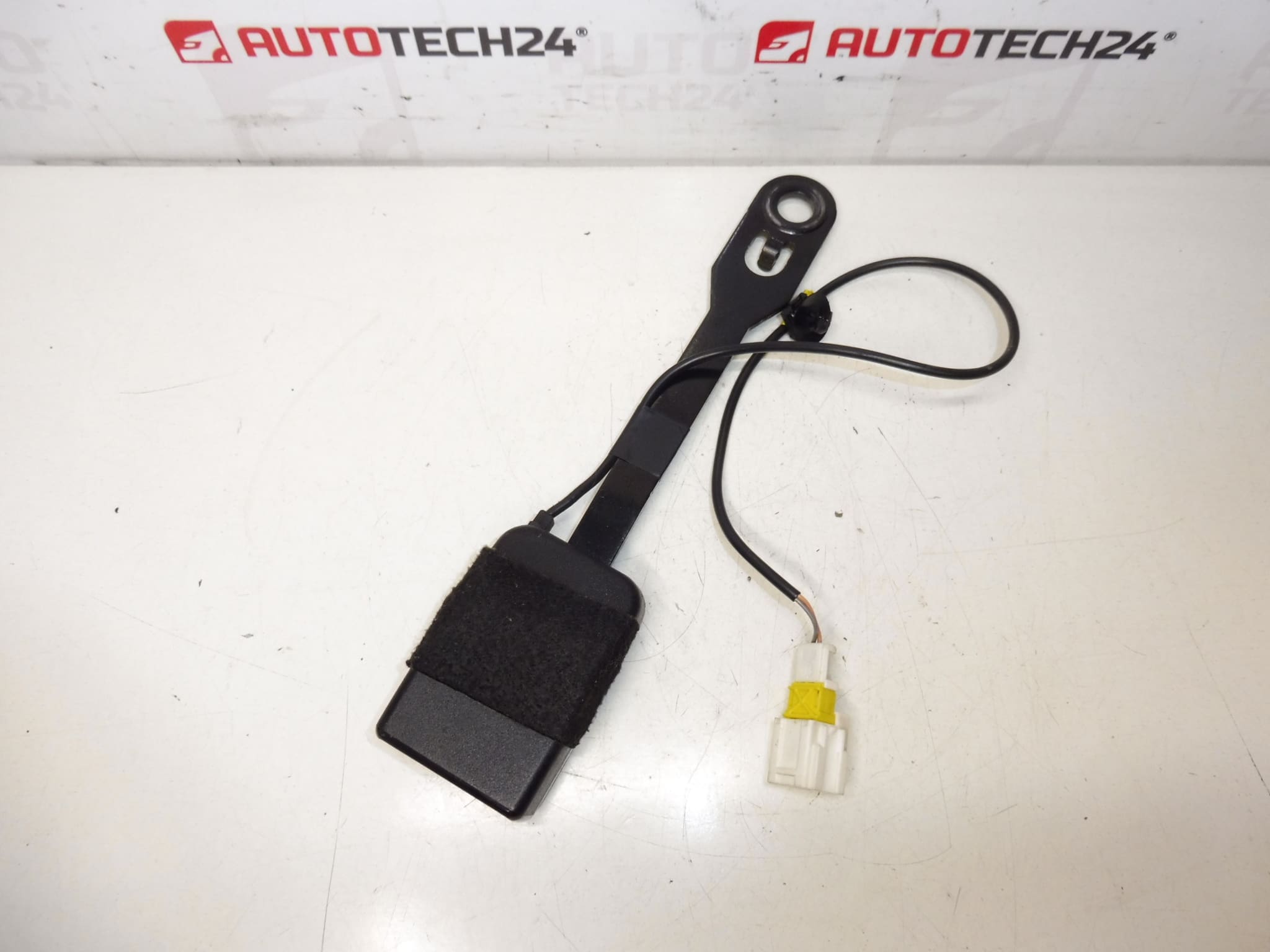 Fäste för passagerarbältets lås Peugeot 407 8973PV - Bild 2