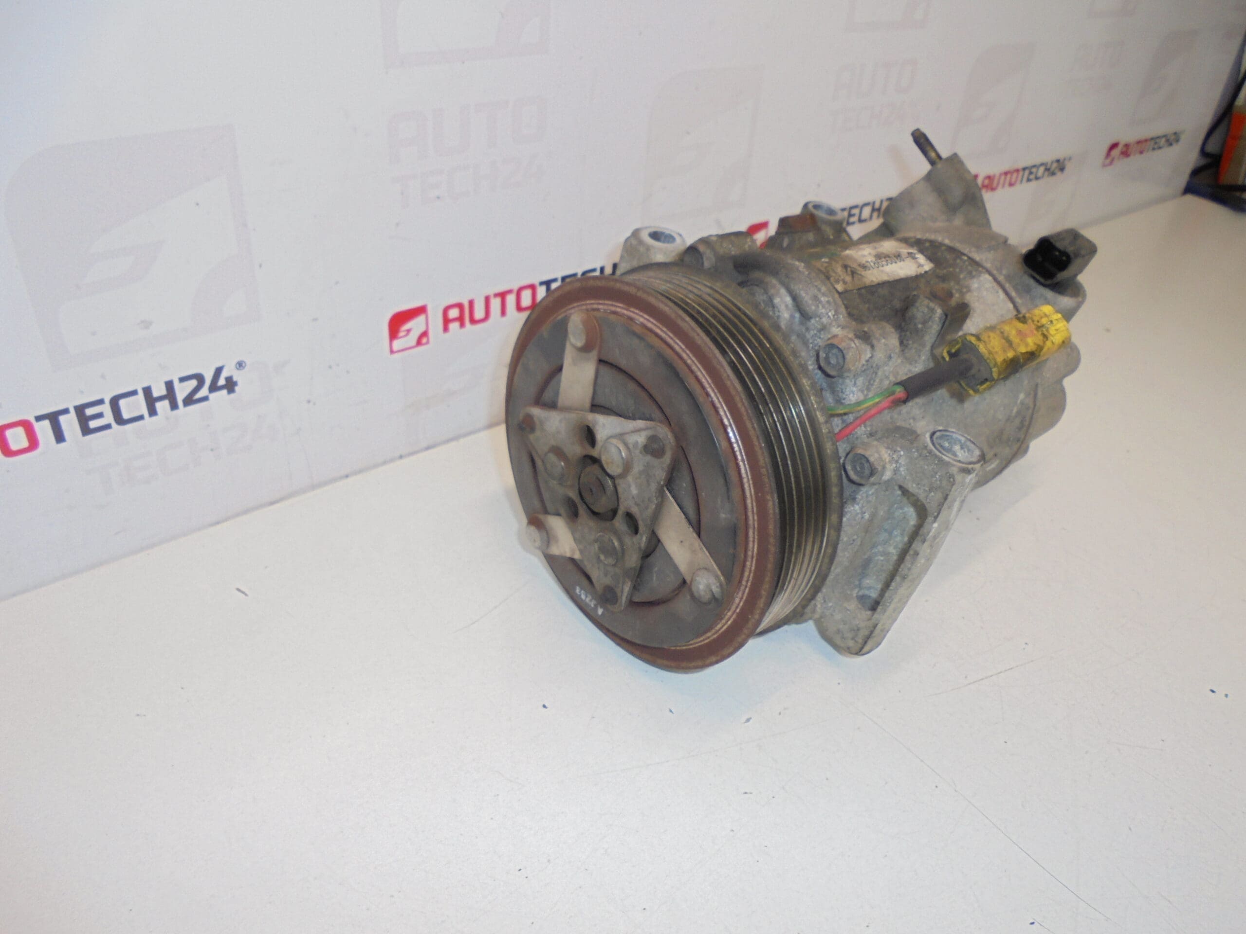 Klimakompressor Sanden SD6V12 1367F Citroën Peugeot 9678656080 982826880