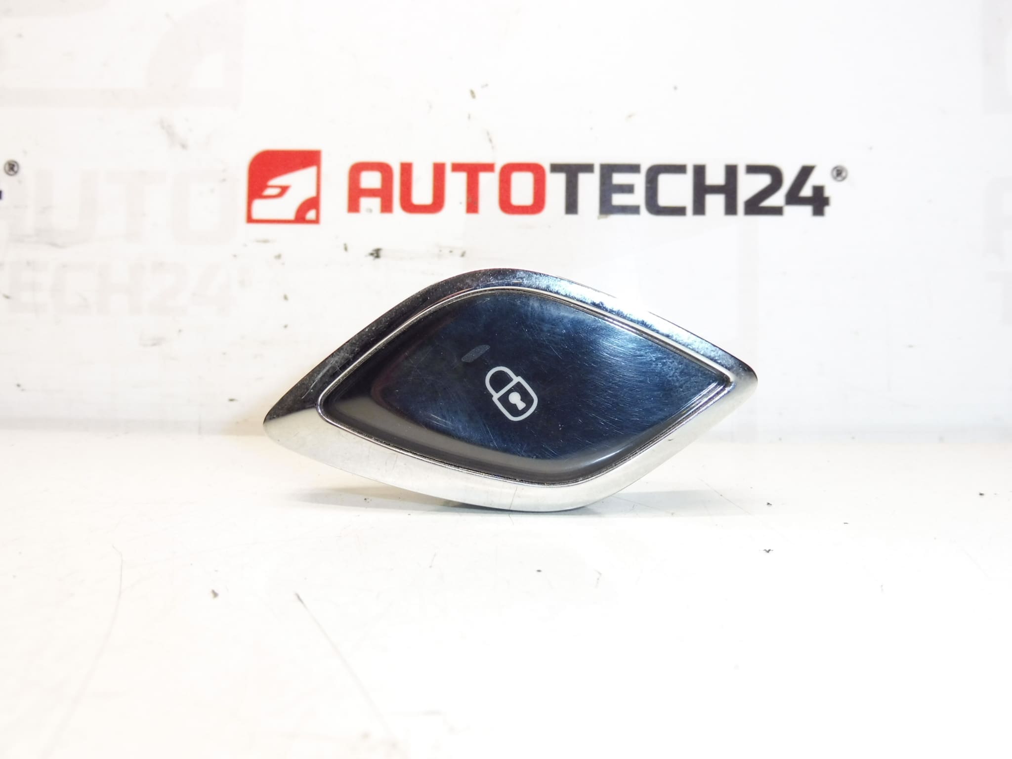 Centrallåsning Citroën C3 II 96656596KR 6490ET