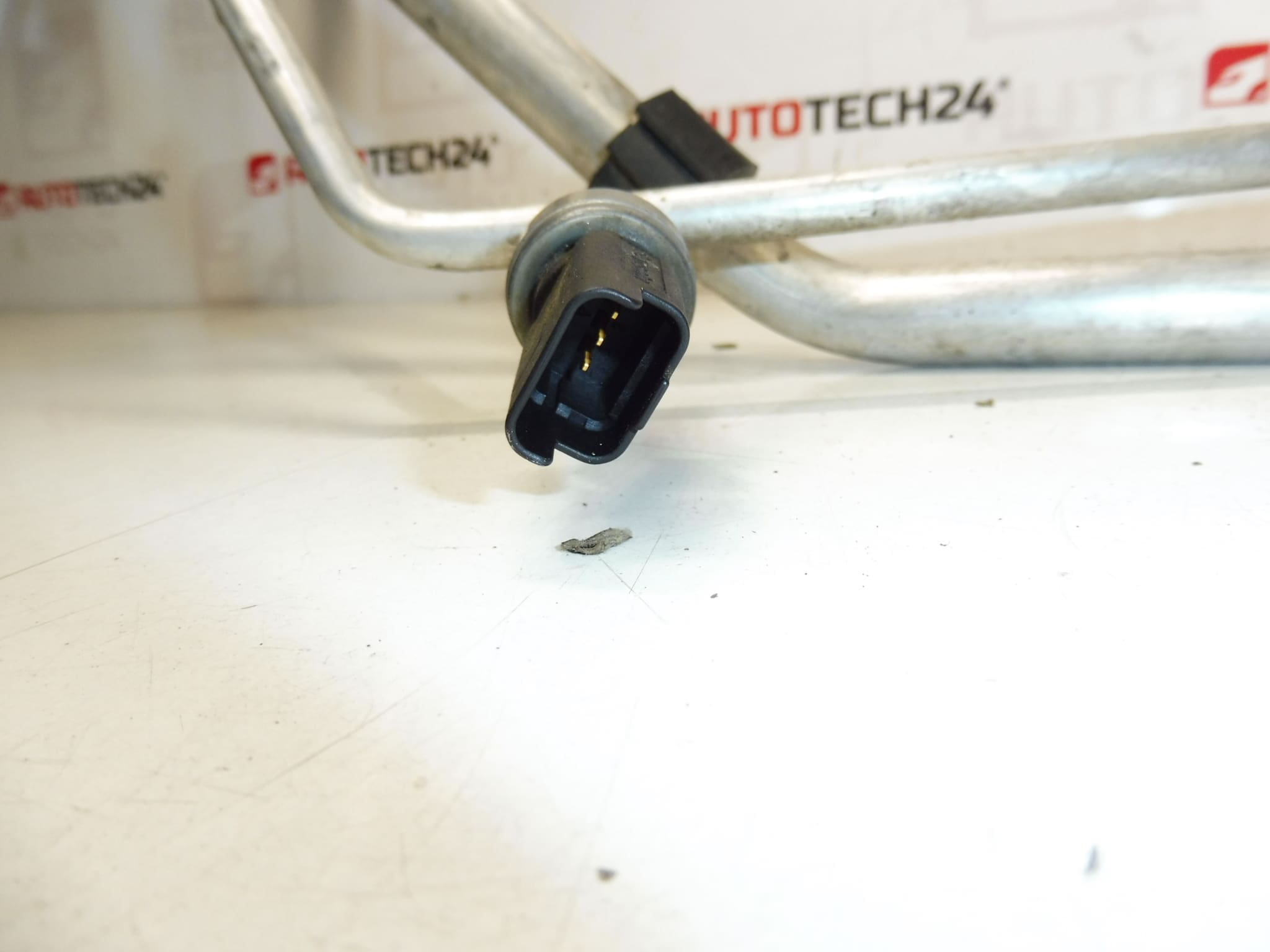 Klimatrör Peugeot Citroën 9684310980 6477G6 - Bild 2