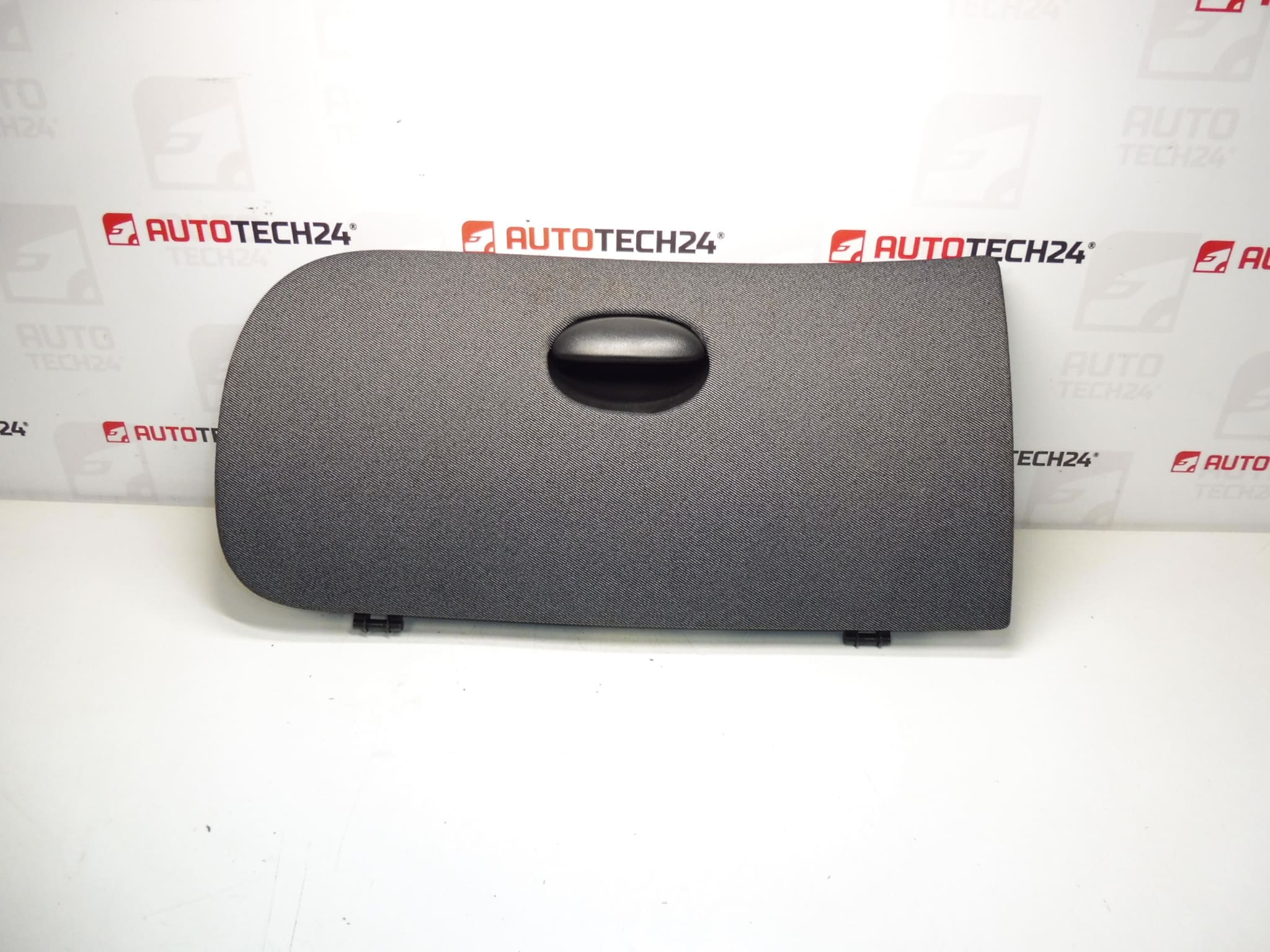 Peugeot 206 handskfack lock 96841349CY 8218VH