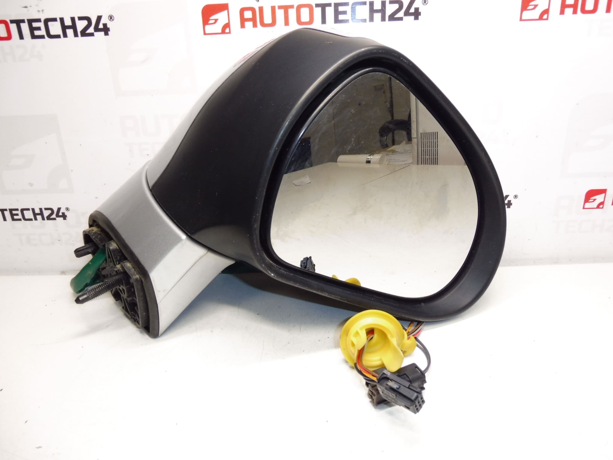 Höger spegel Peugeot 308 EZRC 8153NC - Bild 2