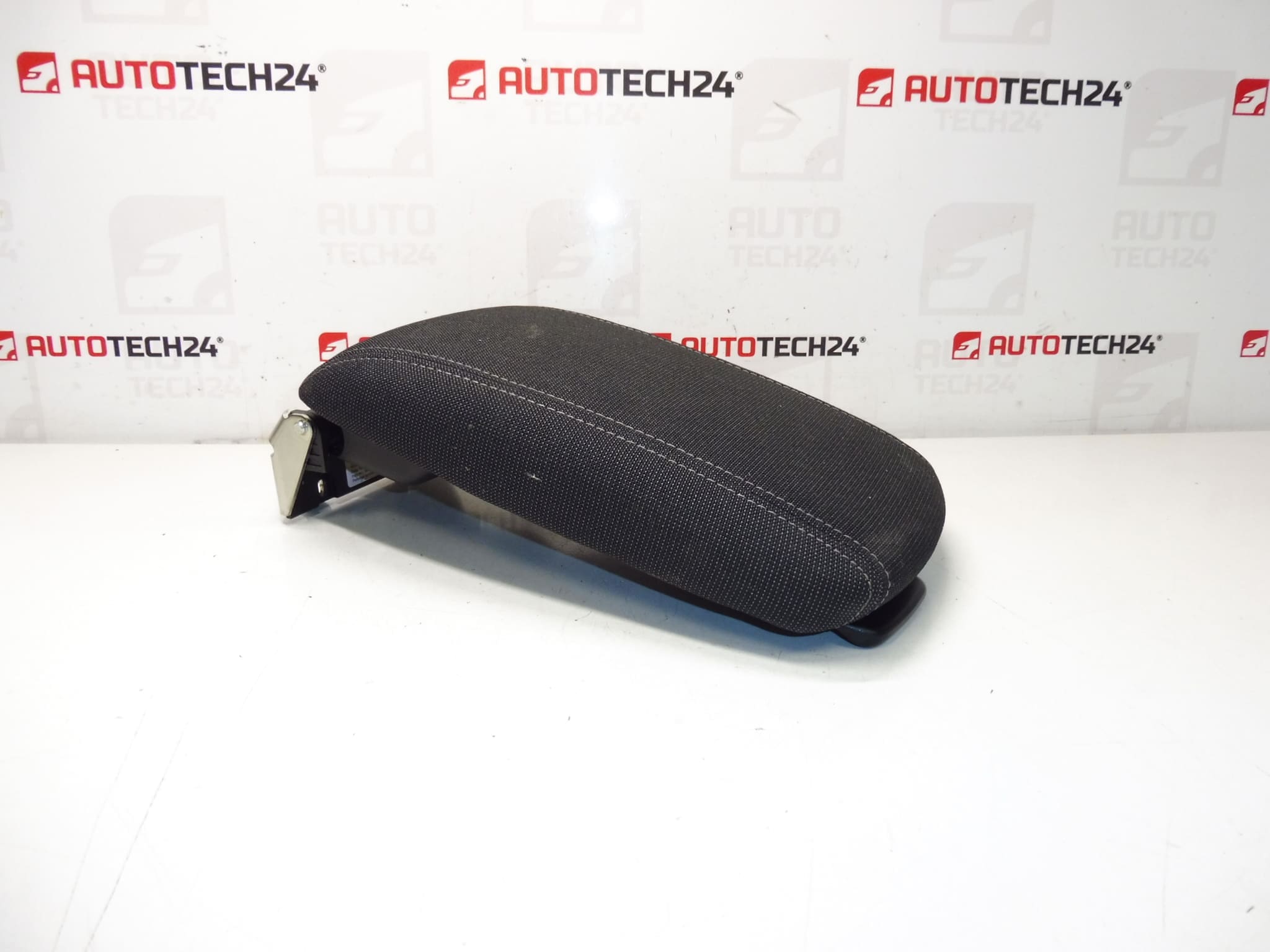 Mittarmstöd Peugeot 308 T9 98027606ZN