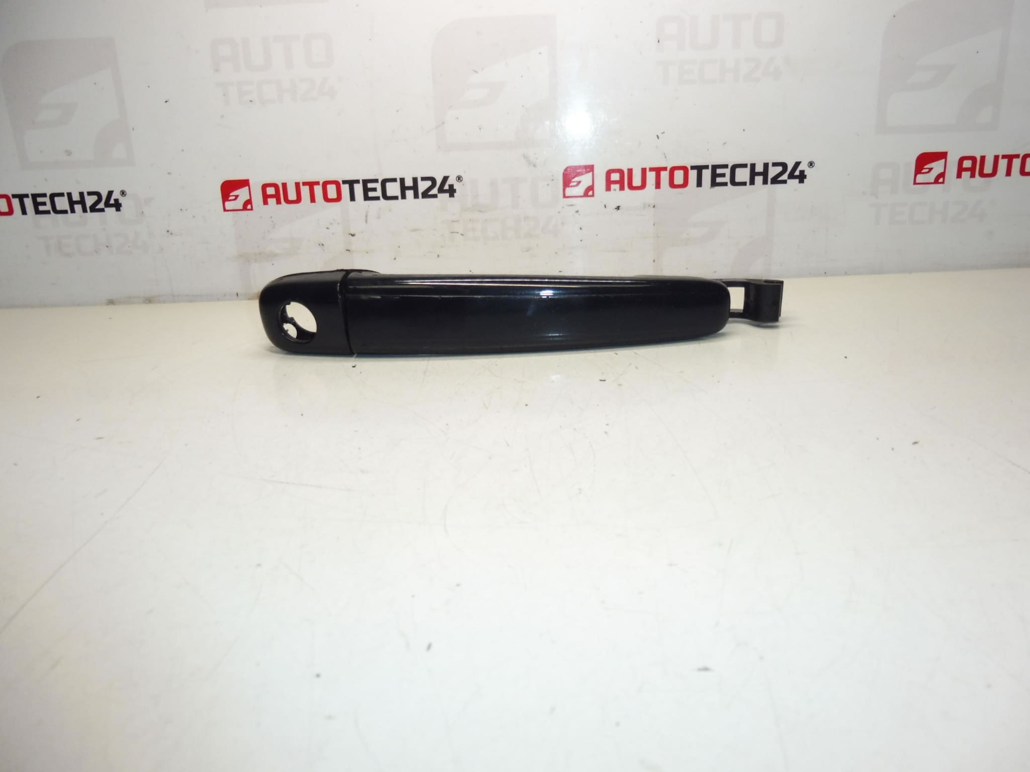 Förardörrshandtag Citroën Peugeot KTGA 9101W9